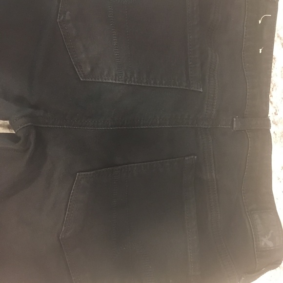 American Eagle hi-rise begging super stretch black denim jeans size 4. EUC - Picture 3 of 4